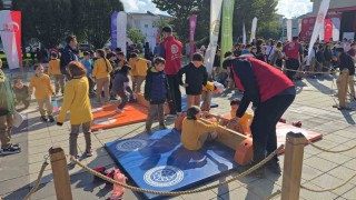 Çocuklar bu tır ile teknolojiden az da olsa uzaklaştılar