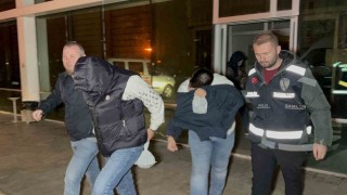 Çöp konteynerinde uyuşturucu teslimatına 6 tutuklama