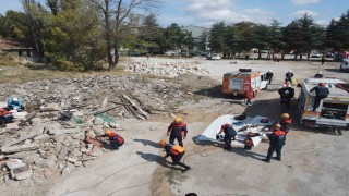 Çorumda gerçeğini aratmayan yangın ve tahliye tatbikatı
