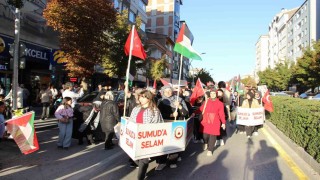 Çorumda yüzlerce kişi Gazze için tek yürek oldu
