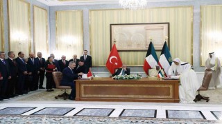 Cumhurbaşkanı Erdoğan, Kuveytte imza törenine katıldı