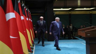 Cumhurbaşkanı Erdoğandan Merze Gazze tepkisi: İsrail yine bombalarla özellikle Gazzeyi vurmuştur, bunları Almanya olarak sizler görmüyor musunuz?