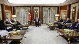 Cumhurbaşkanı Yardımcısı Yılmaz, Suudi Arabistan Yatırım Bakanı el-Falih ile bir araya geldi
