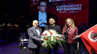 Cumhuriyet coşkusu, Kubat ile zirve yaptı