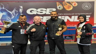 Cumhuriyete Giden Yol Muaythai Şampiyonası yapıldı