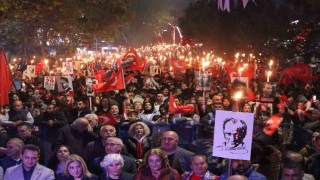 Cumhuriyetin 102nci yılı Ataşehirde coşkuyla kutlandı