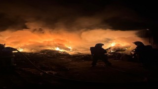 Denizlide bir iş yeri alev alev yandı