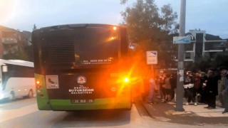 Denizlide halk otobüsü yolda kaldı
