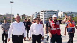 Depremde zarar gören İskenderun sahili yeniden hayat buluyor