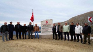 Derebaşı Virajlarına Bayburttan künye taşı dikildi