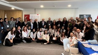 Dile Getir projesiyle bakım verenler destekleniyor, çocukların iletişim becerileri güçleniyor