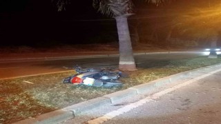 Direğe çarpan motosiklet sürücüsü hastanede öldü