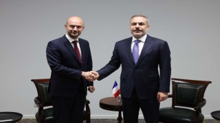 Dışişleri Bakanı Fidan, Fransa Dışişleri Bakanı Barrot ile görüştü