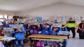 Diyadinde jandarmadan öğrencilere trafik eğitimi