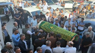 Diyarbakırdaki kuyu faciasında hayatını kaybeden 4 kişi defnedildi