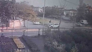 Düğün yeri bakarken canından oluyordu: Feci kaza kameraya yansıdı