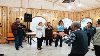 Dünya yaşlılar gününde ‘yaşımız hep 18 etkinliği