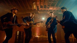 Dünyaca ünlü gitar dörtlüsü 40 Fingers ilk kez İstanbulda konser verecek