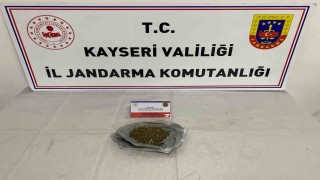 Durdurulan şahsın üzerinden uyuşturucu çıktı