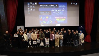 Düzce Üniversitesinde ülkelerini tanıttılar