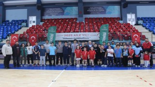 Düzcede Masa tenisi turnuvasının şampiyonları belli oldu