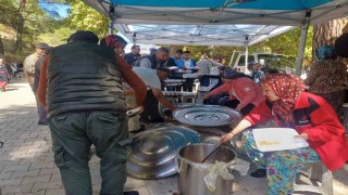 Edremitin Dereli Mahallesi geleneksel köy hayrı gerçekleştirildi