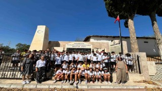 Efelerde Milli Bilinç ve Vatan Sevgisi şehitliklerde pekişti