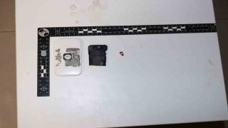 Ehliyet sınavına elektronik kopya düzeneğiyle girmeye çalışan şahıs yakalandı