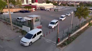 Ehliyetlerine el konulan sürücüler için sahte alkol testi düzenleyen şebekenin 42 üyesi yakalandı