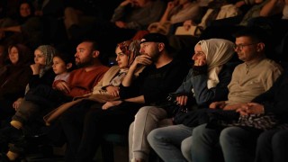 Ekim takvimi Mükemmel Partner tiyatrosu ile son buldu