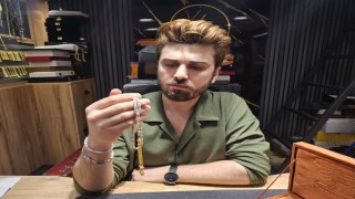 Elazığda yapımı tam 3 ay sürdü: Pırlanta işlemeli tespih görücüye çıktı