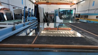 Ercişte kurulan cam atölyesi bölgenin ihtiyacını karşılıyor