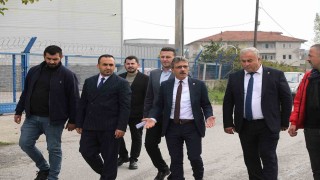 Erenlere yıl sonuna kadar 30 bin ton asfalt atılacak