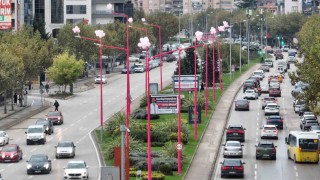 Erken teşhis için sokak lambaları pembe yanıyor