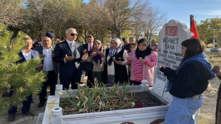 Ermenekteki maden faciasında hayatını kaybeden işçiler mezarları başında anıldı