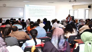 ERÜ Hastanelerinde Anne Sütü ve Tamamlayıcı Beslenme Eğitimi düzenlendi