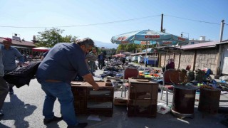 Erzincanda havalar soğudu, sobalar satışa çıkarıldı