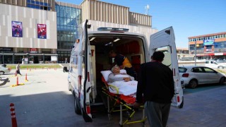 Erzincanda taburcu edilen hastalar ihtiyaç halinde evlerine ambulansla ücretsiz götürülüyor