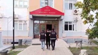 Erzinde hapis cezası ile aranan 2 kişi yakalandı