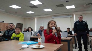 Erzurum polisinden örnek davranış