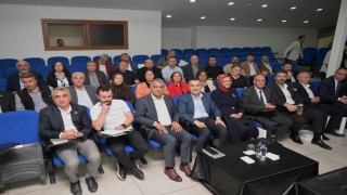 Esenyurt Belediyesinden muhtarlara özel eğitim: Muhtarlar Mektebi başladı