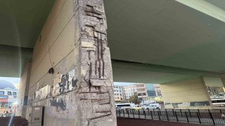 Esenyurtta betonları dökülen köprü tehlike saçıyor