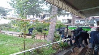 Eşi tarafından öldürülen 3 çocuk annesi kadın son yolculuğuna uğurlandı