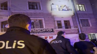 Eski eşini darbeden şahıs çocuklarını bıçakla rehin aldı