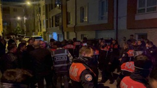 Eskişehirde bekçiye balta çektiği iddia edilen şüpheli gözaltına alındı