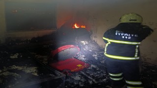 Evde çıkan yangında 1 kişi dumandan etkilendi