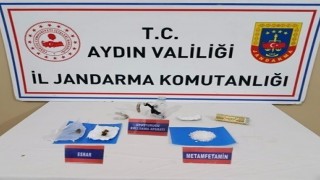 Evde uyuşturucu satışı yaparken yakalandı