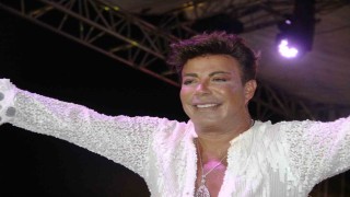 Fatih Ürekin son durumuyla ilgili hastaneden açıklama: Durumu kritik seyretmektedir