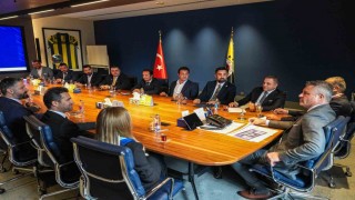 Fenerbahçe Başkanı Sadettin Saran, FBİADı kabul etti