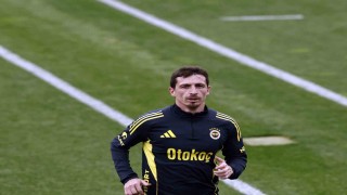 Fenerbahçe önce salonda, sonra sahada çalıştı